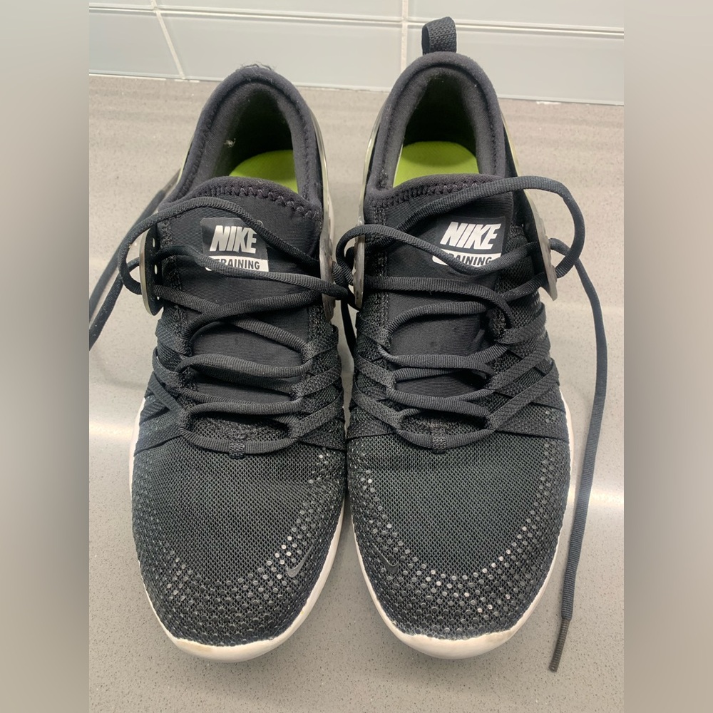 Nike Black and Neon Green Training Sneakers